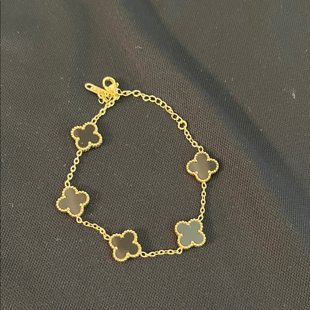 Gold Clover Charm Bracelet